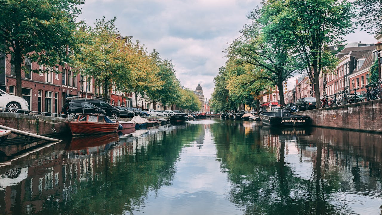 De nieuwe woonplaats van zanger Claude: Amsterdam